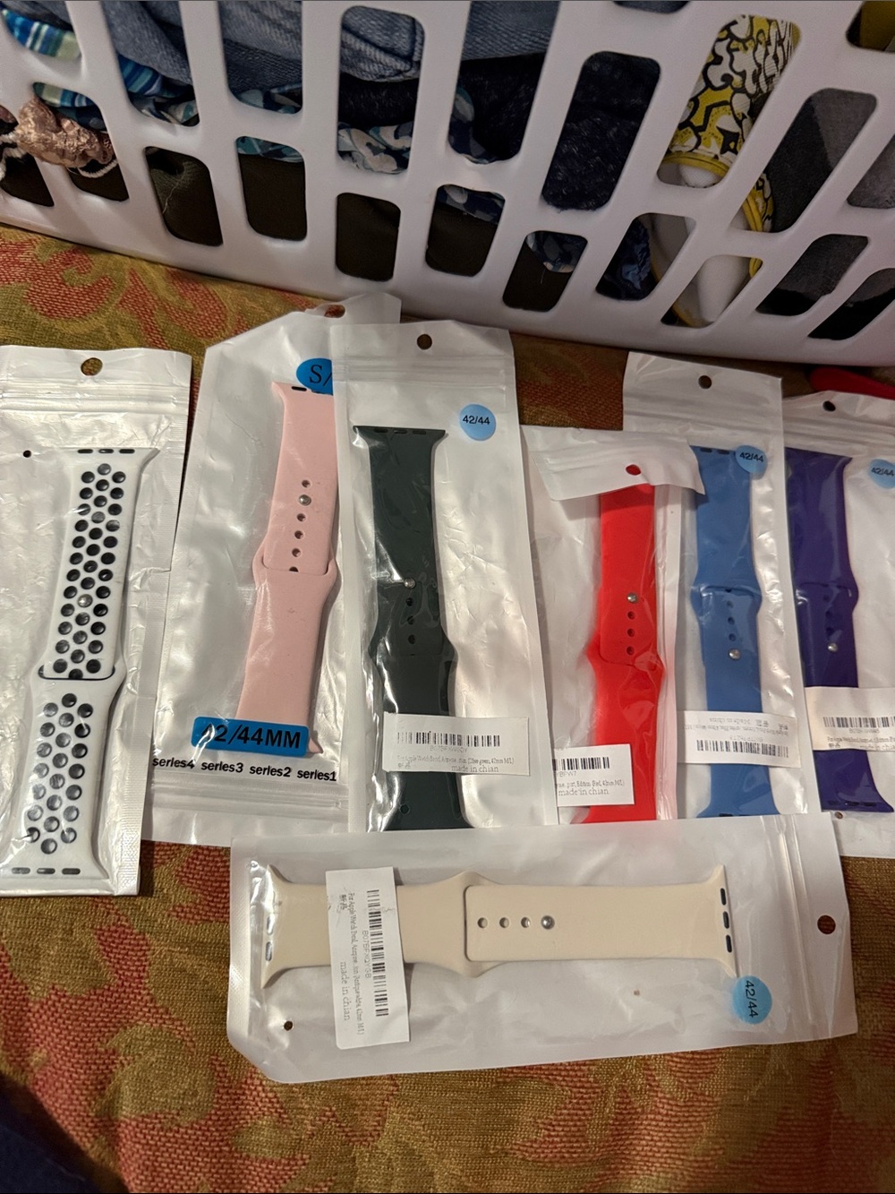 New Silicone Replacement Watch Bands -set of 7 (42/44 mm)